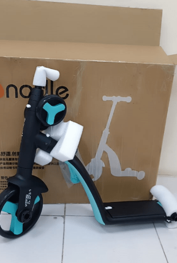 3 - in - 1 Kids Convertible Scooter Β© - Zambeel