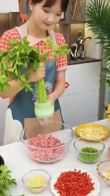 مفرمة طعام محمولة