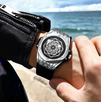 ساعة معدنية هندسية