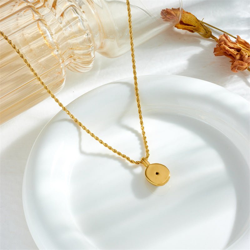 Black And White Gemstone Premium Temperamental Cold Style Metal Vintage Hemp Flowers Chain Necklace - Zambeel