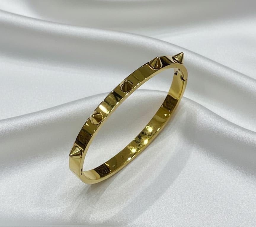 Gold Studded Bangle - Zambeel