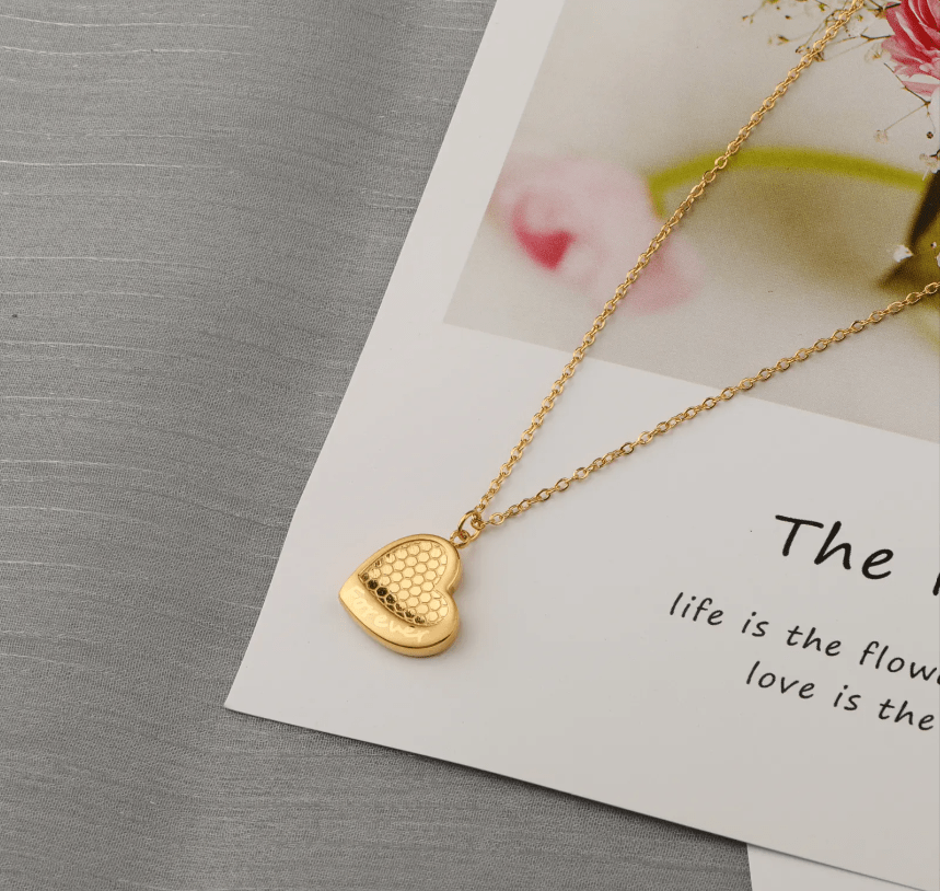 Love Pendant Necklace Set - Zambeel