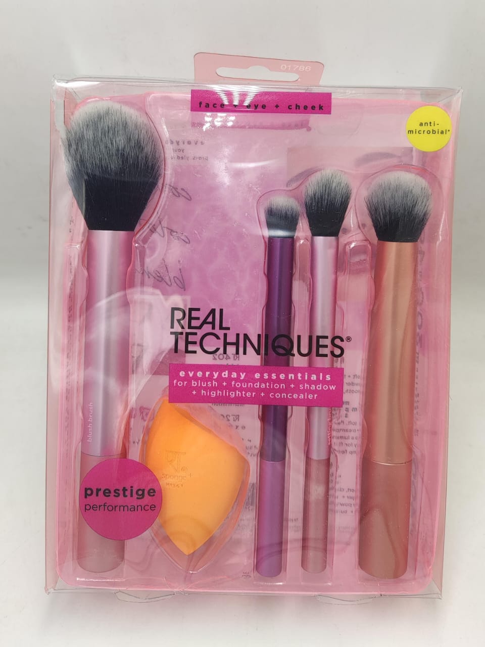 Makeup Brushes & Beauty Blender (1097) - Zambeel