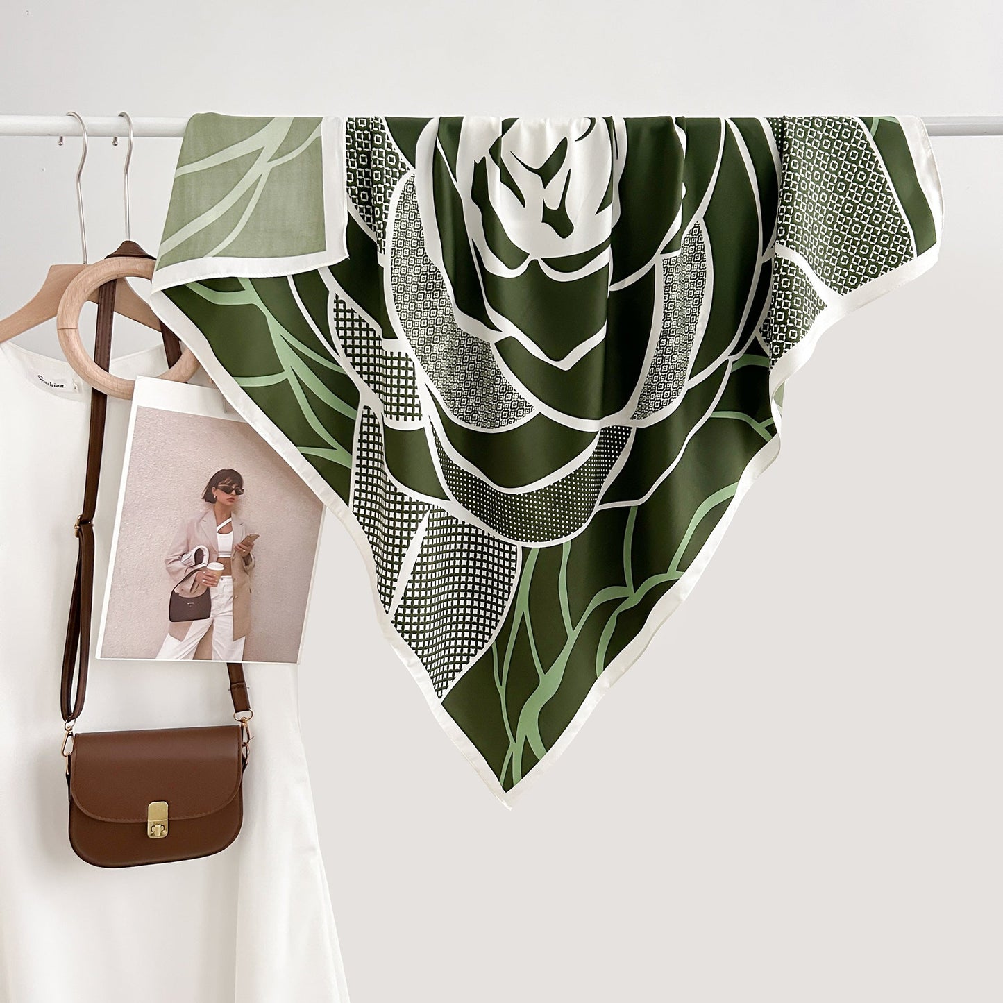 Retro Minority Elegant Graceful Outer Shawl - Zambeel