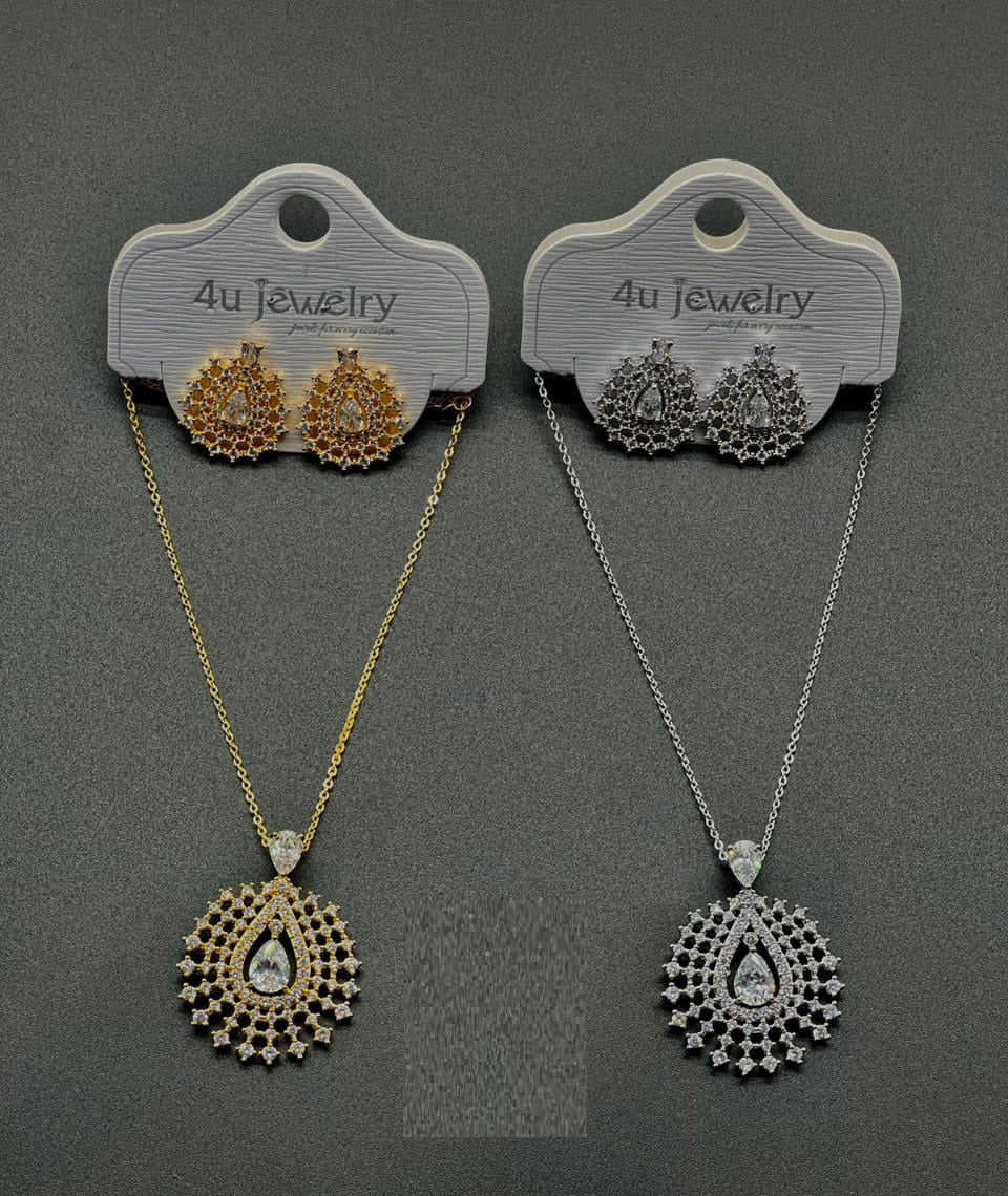 Royal Teardrop Necklace Set - Zambeel