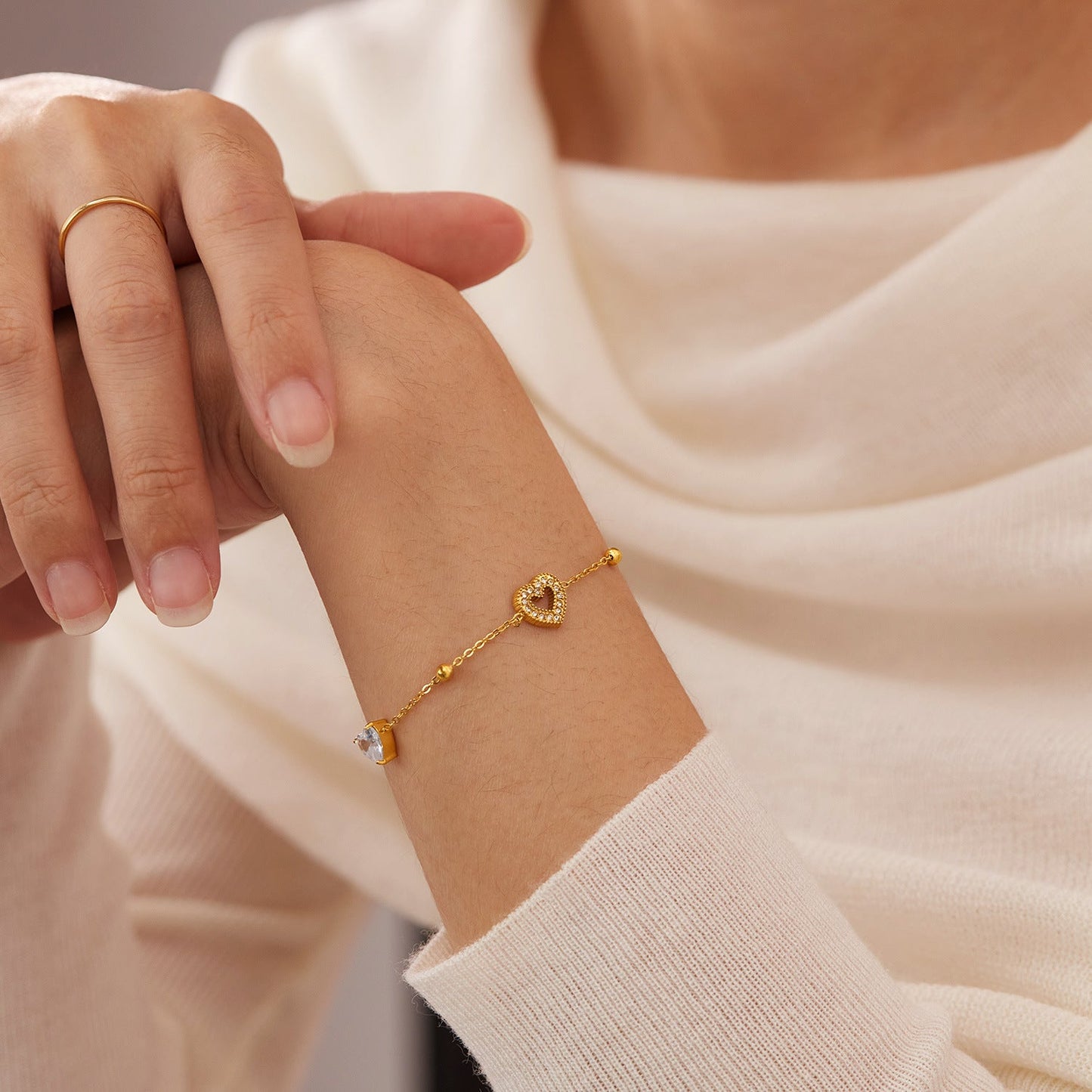 Simple Niche Bracelet Female Titanium Steel Gold Plated - Zambeel