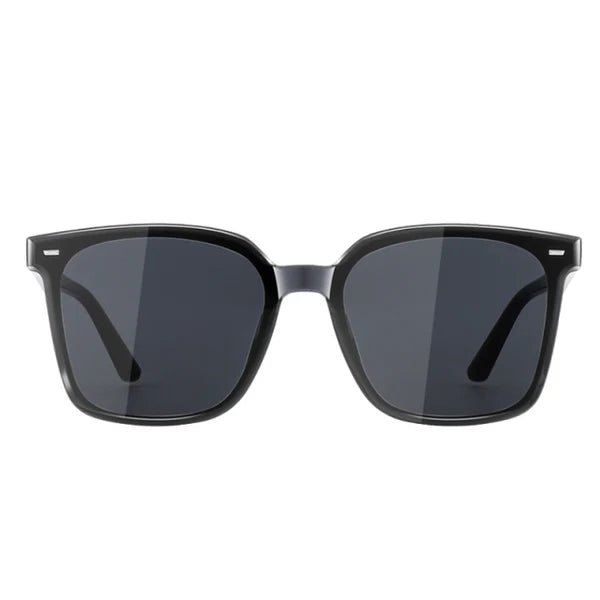 Smart Glasses Protect Eyesight © - Zambeel