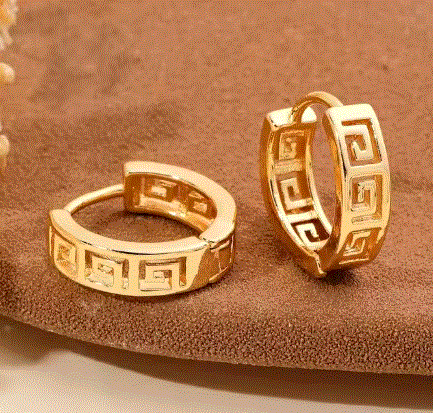 أقراط نسائية على الطراز القديم