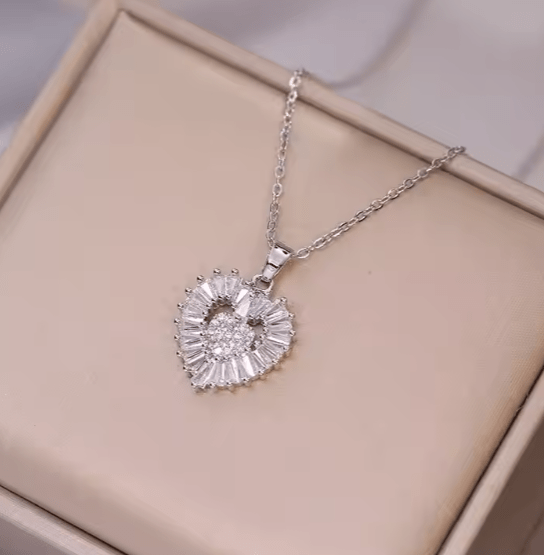 Vintage Heart - Shaped Zircon Set - Zambeel