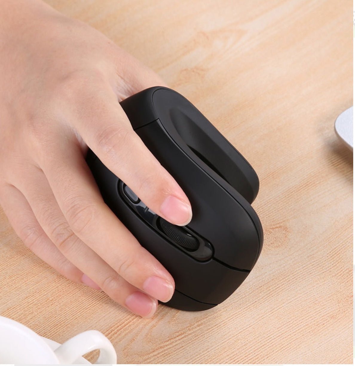 Wireless Vertical Mouse 6 Buttons with Adjustable DPI - Zambeel