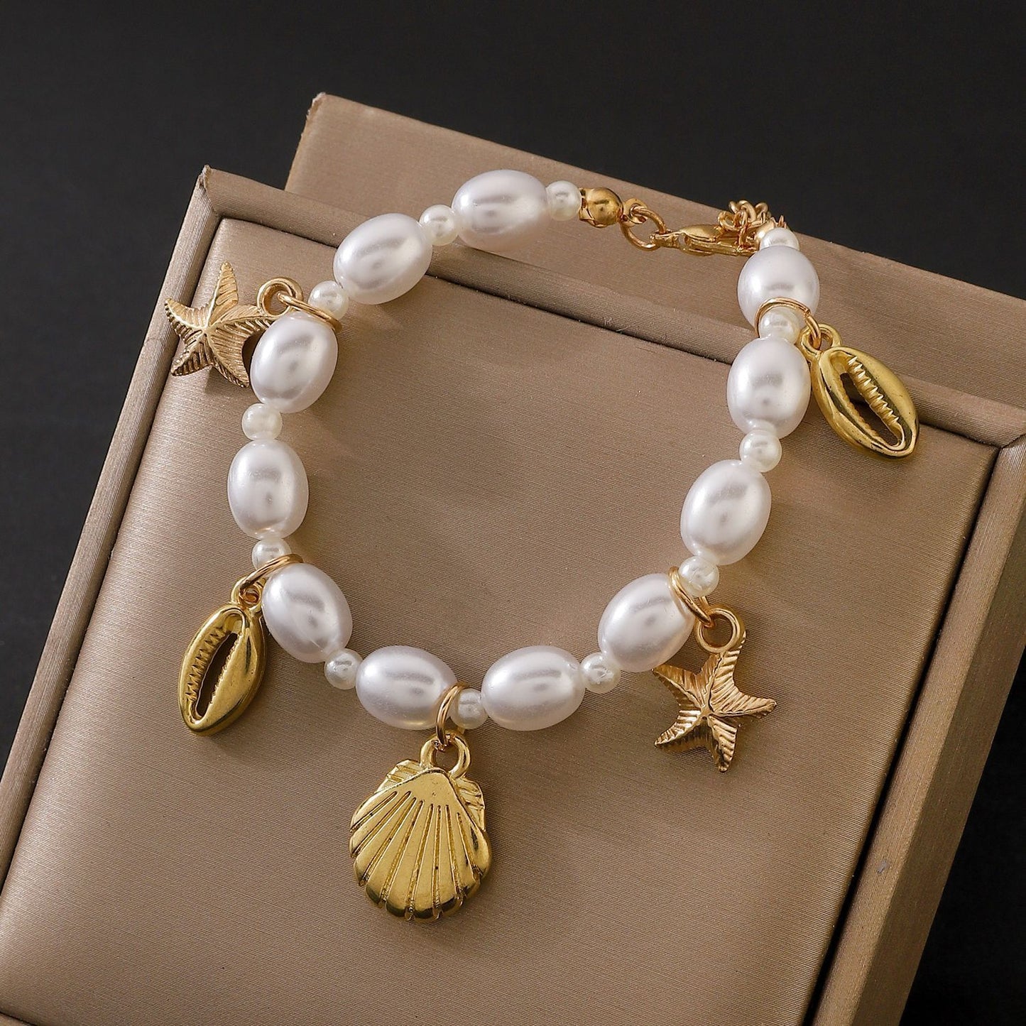 Women's Fashion Irregular Pearl Starfish Shell Bracelet - Zambeel