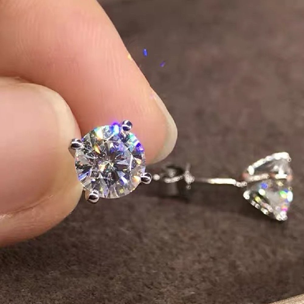 Women's Four - claw Sterling Silver Simple Stud Earrings - Zambeel