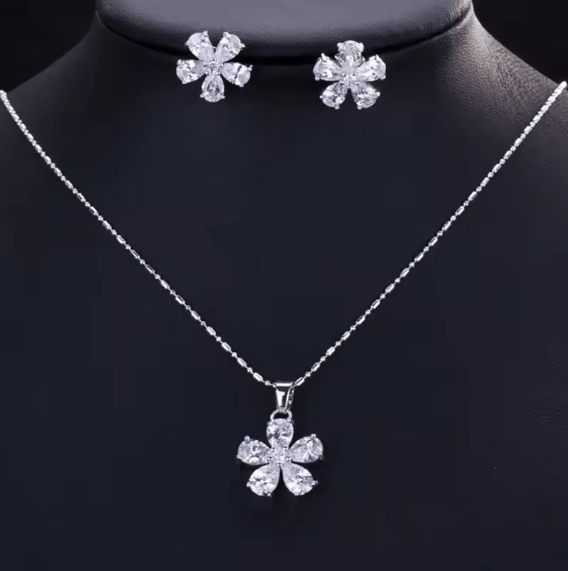 Zircon Petal Flower Necklace Set - Zambeel