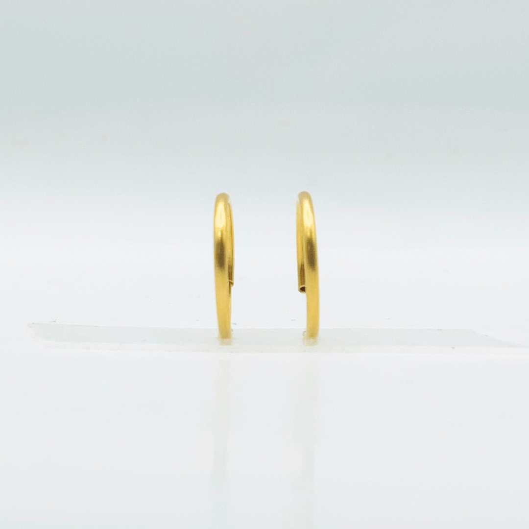 1/2 Endless Hoop Gold Earring | Stainless Steel | 18K Gold Plated - Zambeel