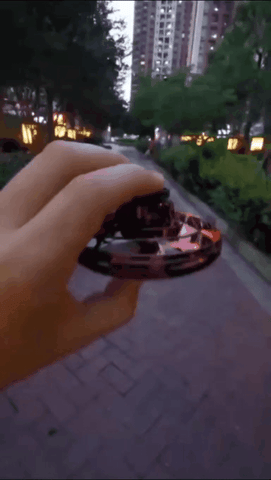 طائرة دوارة مدمجة