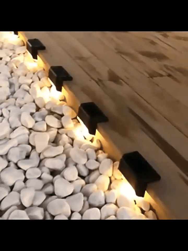 مصابيح LED تعمل بالطاقة الشمسية