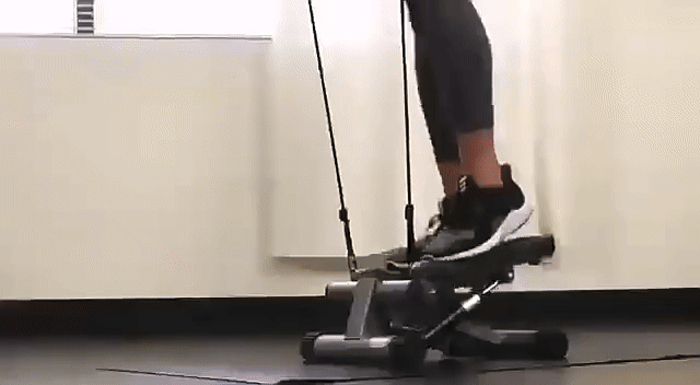 آلة خطوات الدواسة الصغيرة متعددة الوظائف ©