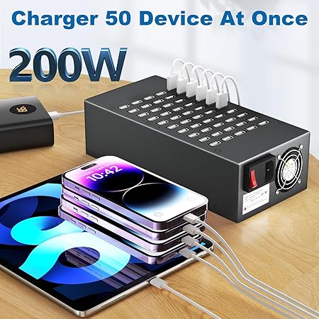 50 - Port 200 W USB Charging Station © - Zambeel