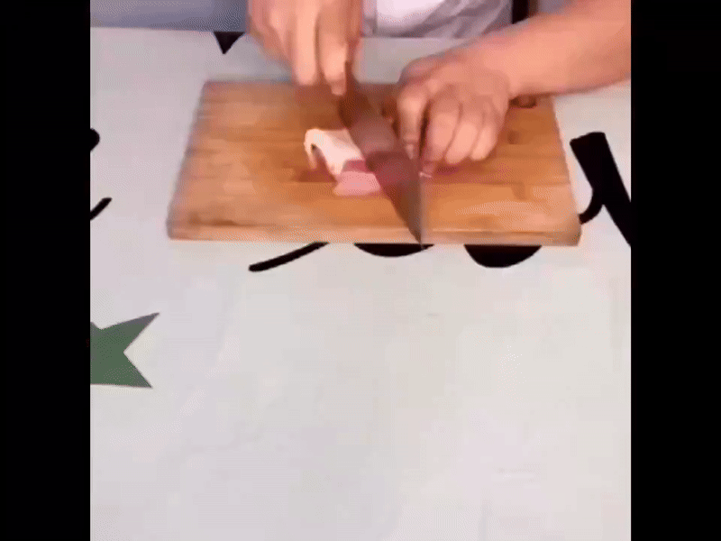 مبراة السكاكين الكهربائية