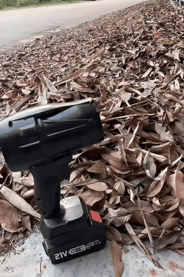 مروحة عنيفة لاسلكية