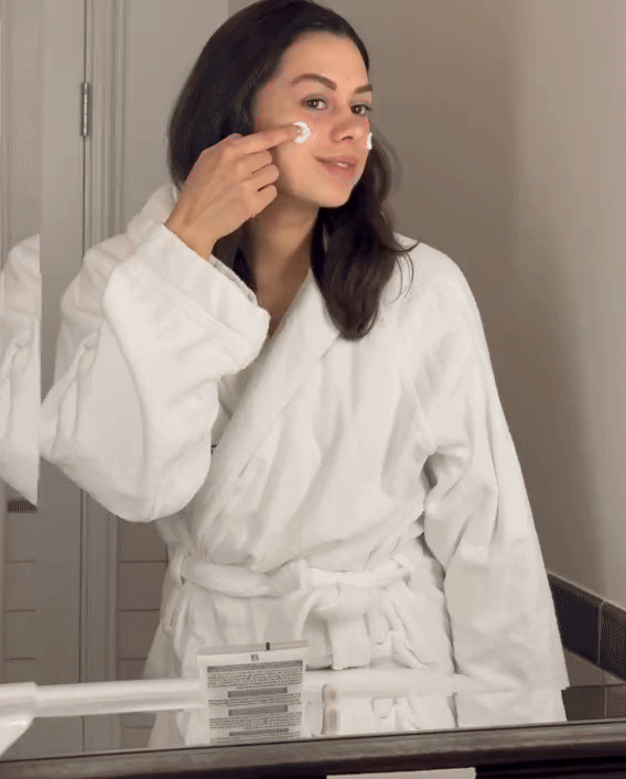 Garnier - 3-in-1 Rosy Glow (Original)