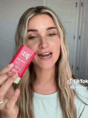 بيكسي - أحمر خدود متوهج - عصا مرطبة ملونة (أصلية)