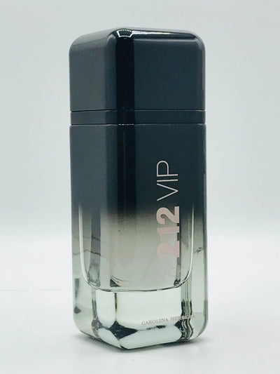Carolina Herrera - 212 VIP Black Perfume (Original) © - Zambeel