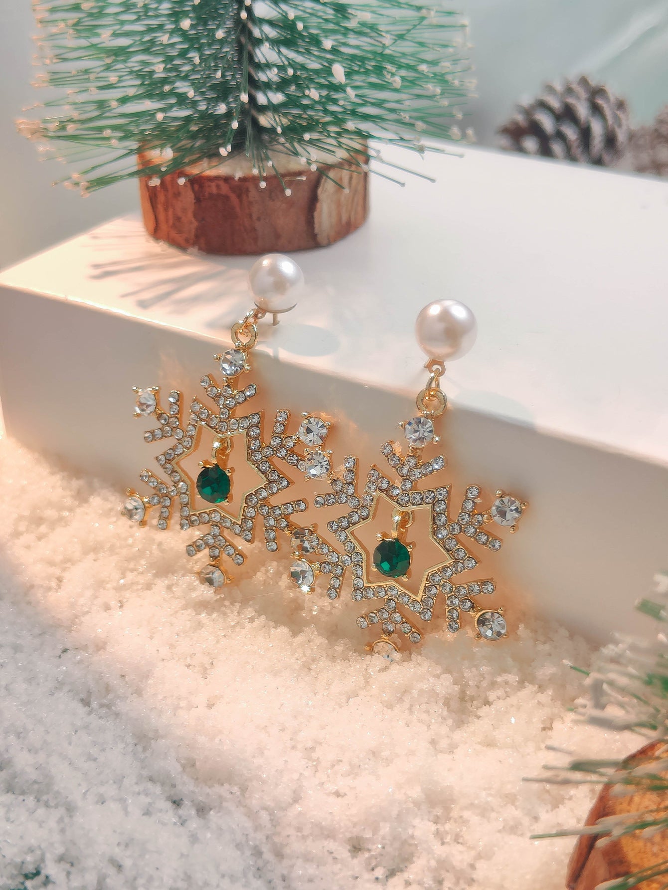 Christmas Snowflake Finely Inlaid Pendant Stud Earrings - Zambeel