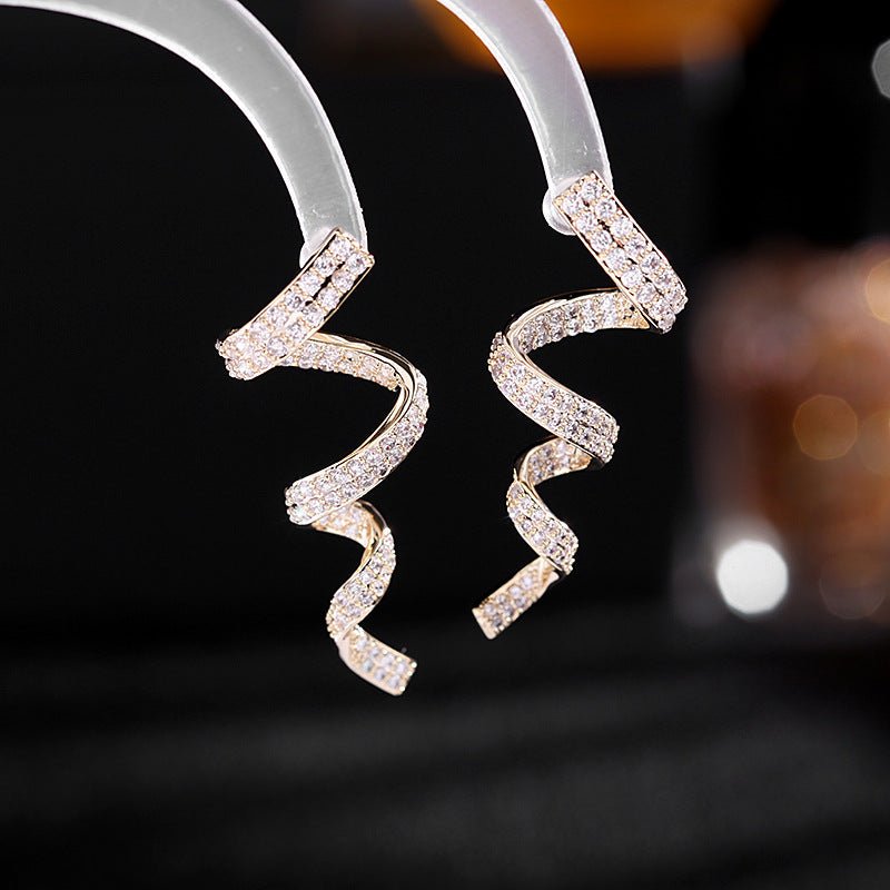 Cold Wind Zircon Minimally Personalized Spiral Wire Earrings - Zambeel