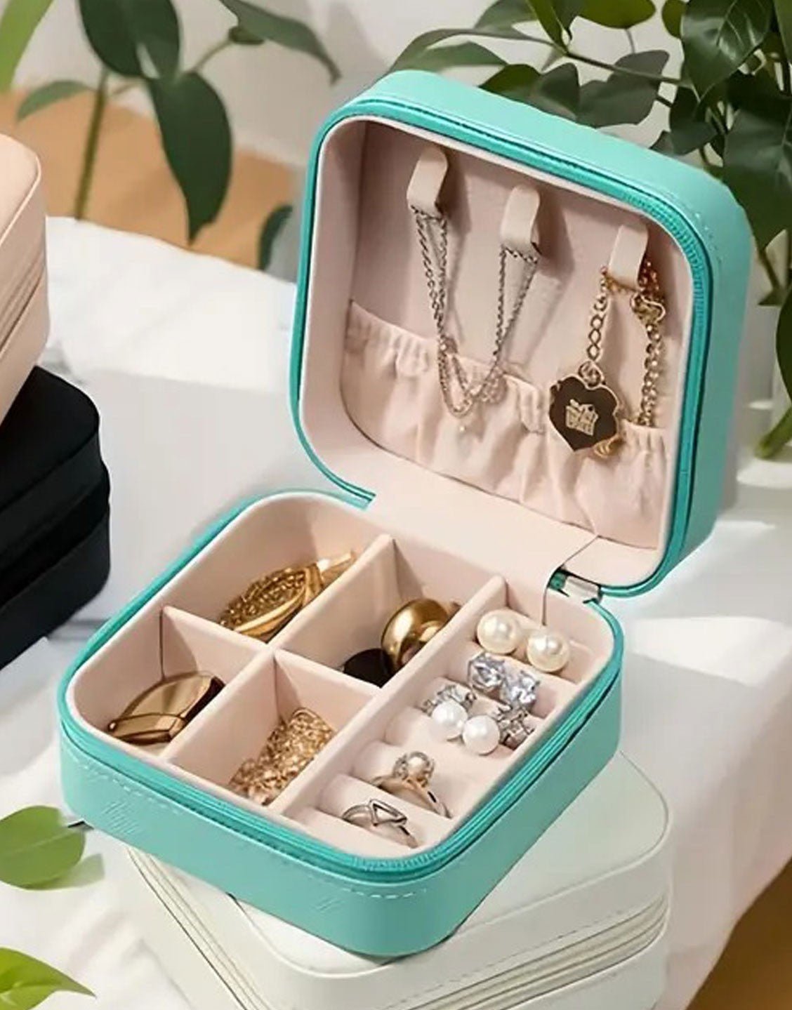 Compact Travel Jewelry Box - Zambeel