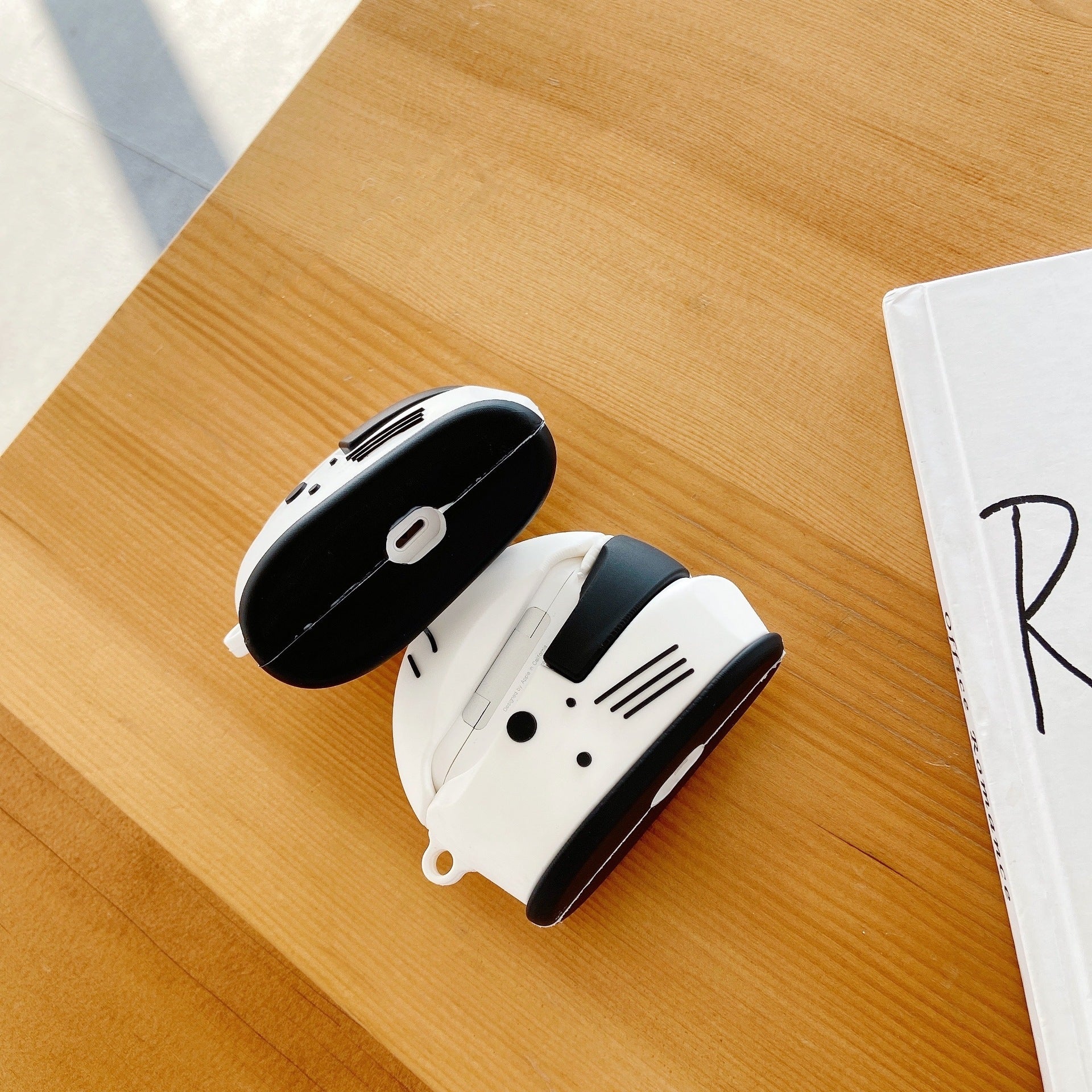 Compatible With Apple, Motorcycle Helmet Airpods Pro Protective Cover - Zambeel