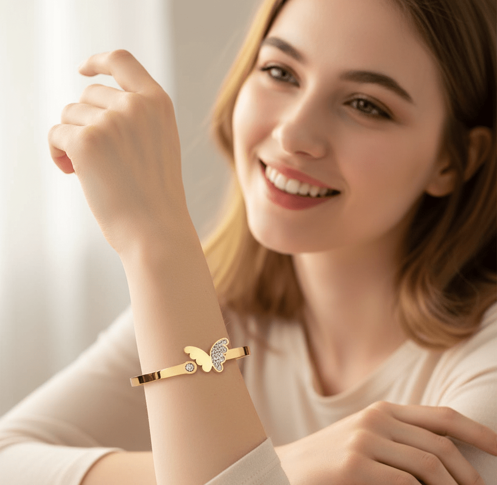 Crystal Wing Bangle - Zambeel