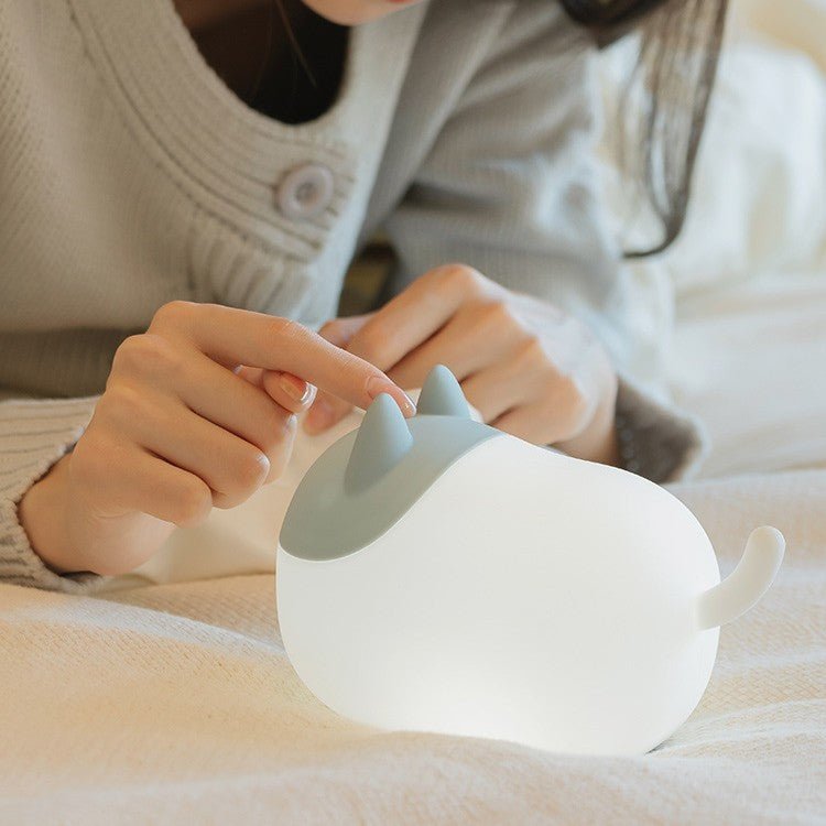 Cute Cat Silicone Bedroom Bedside Lamp - Zambeel