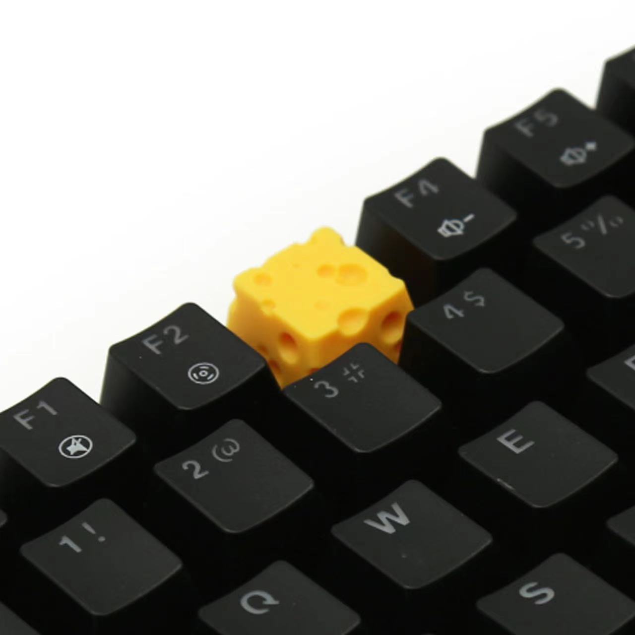 Cute Personality Resin Cheese Key Cap - Zambeel