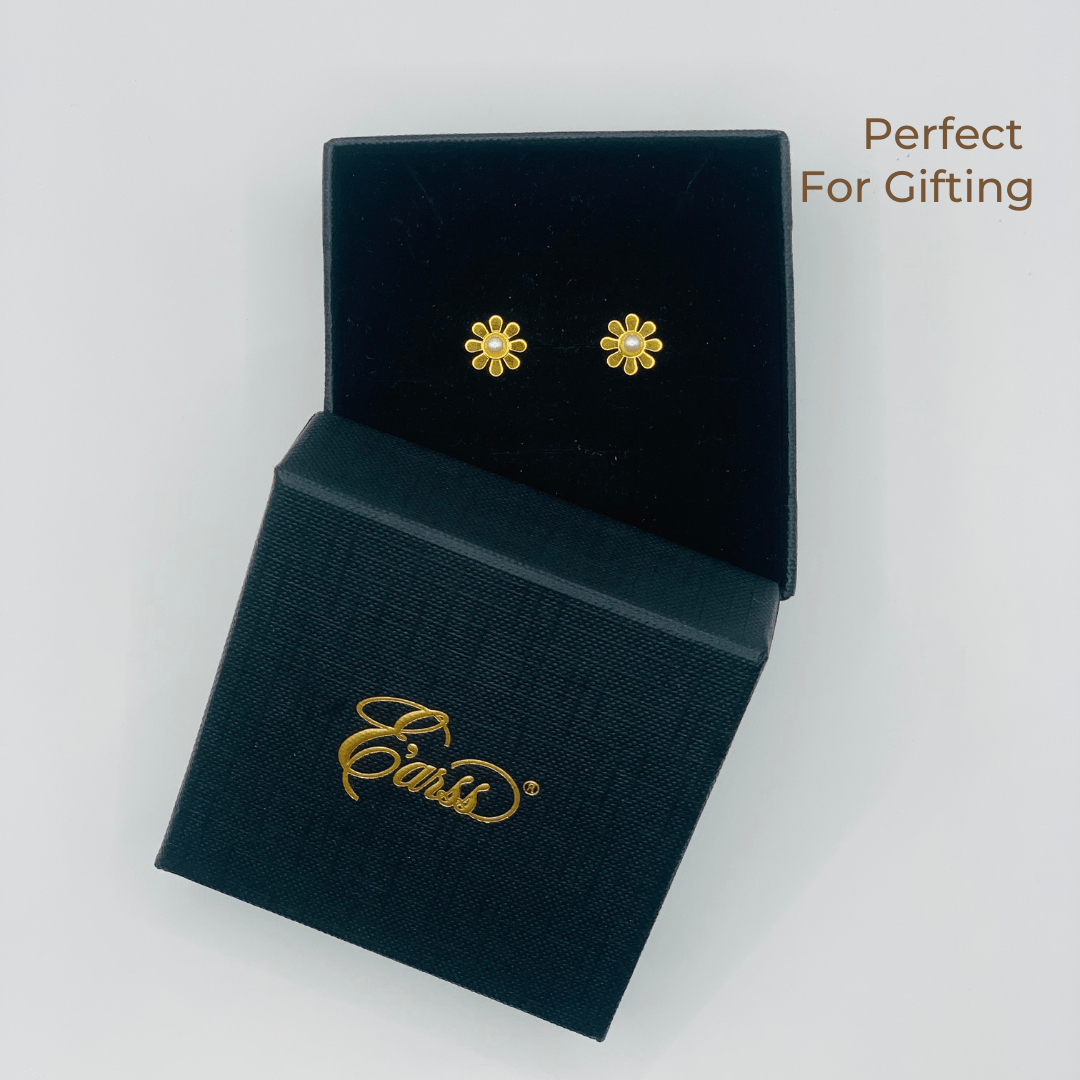 Daisy with Pearl Gold | Stainless Steel | 18K Gold Plated - Zambeel