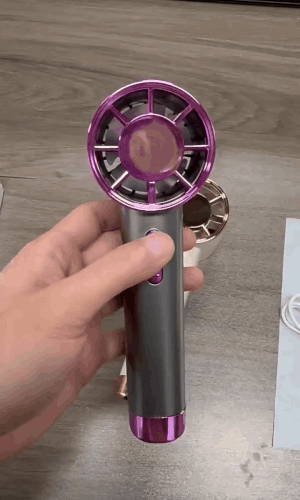 مروحة يدوية محمولة من نوع هوريكان