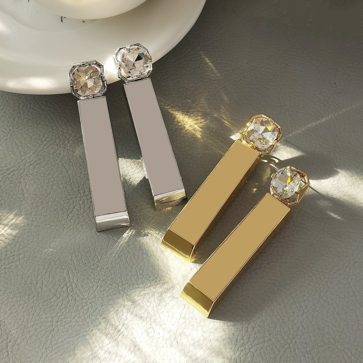 Diamond Rectangular Earrings - Zambeel