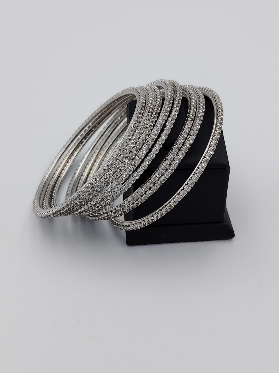 Elegant Bangles For Female - Zambeel
