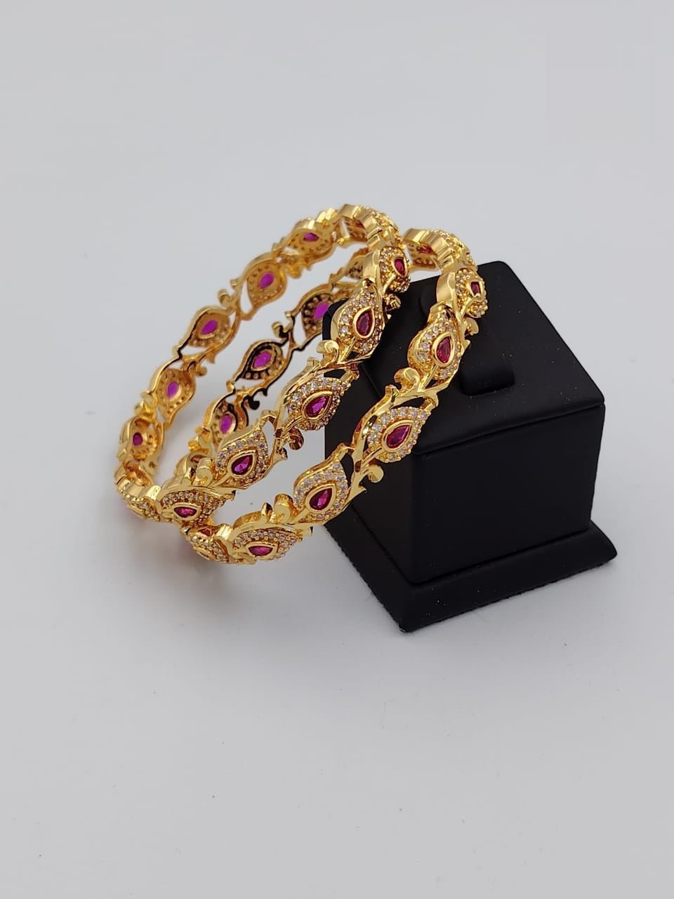 Elegant Bangles For Female - Zambeel
