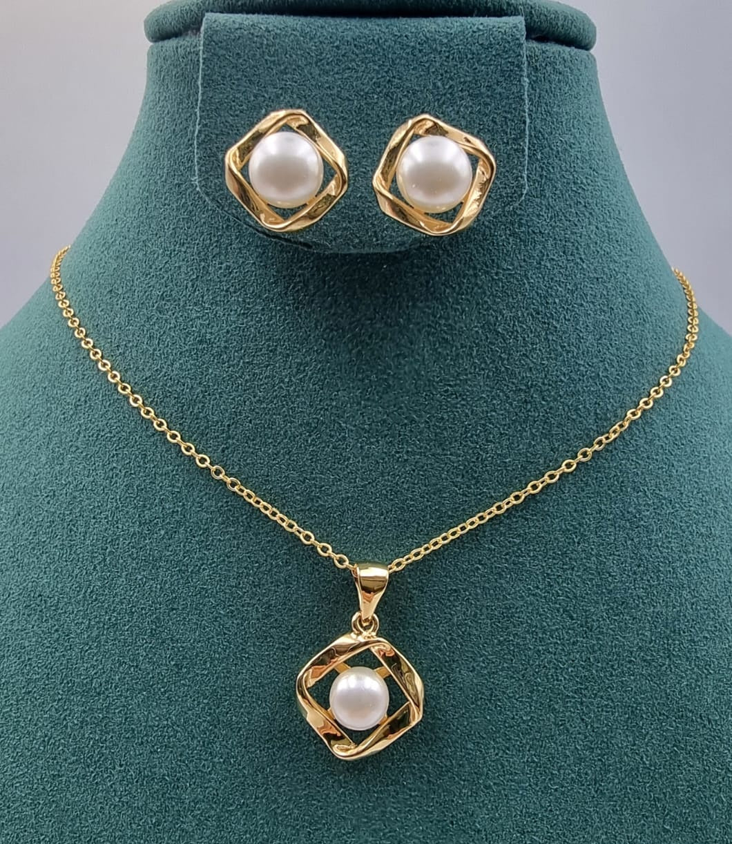 Elegant Gold - Toned Necklace & Earring Sets - Zambeel