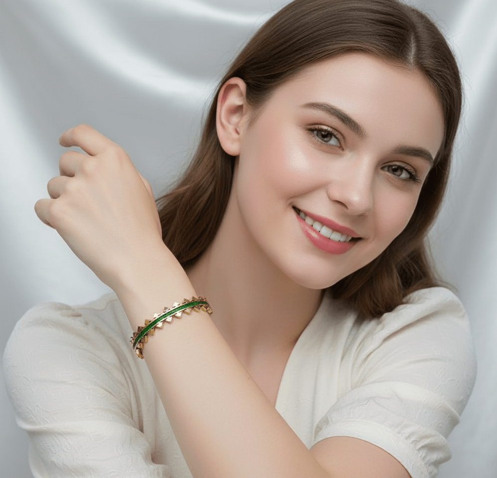 Emerald Edge Spike Bangle - Zambeel