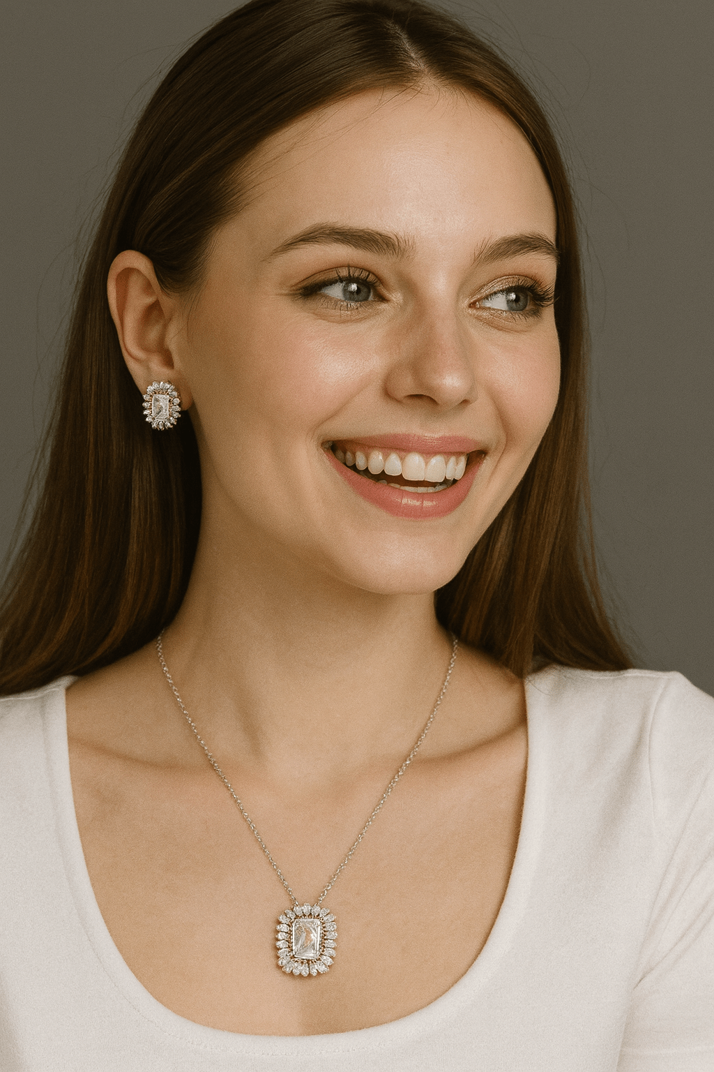 Emerald Radiant Halo Set - Zambeel