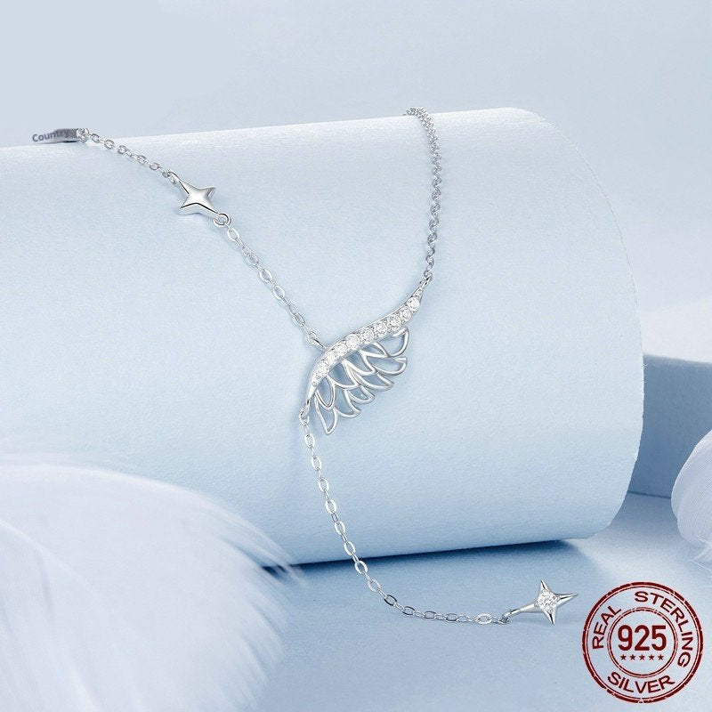 Entry Lux Elegant Temperamental Sterling Silver Clavicle Chain - Zambeel