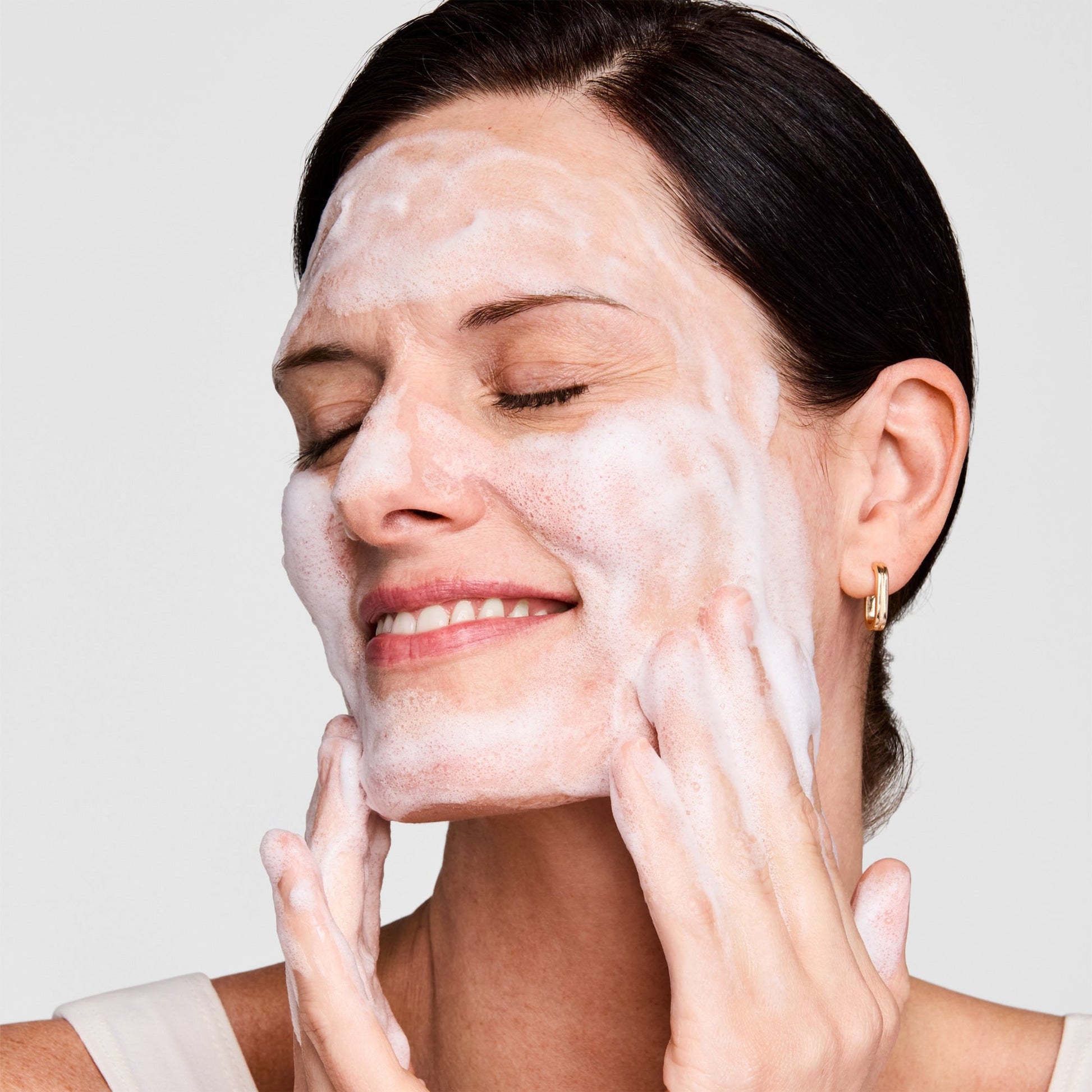 Estée Lauder - Perfectly Clean Multi - Action Foam Cleanser - Zambeel