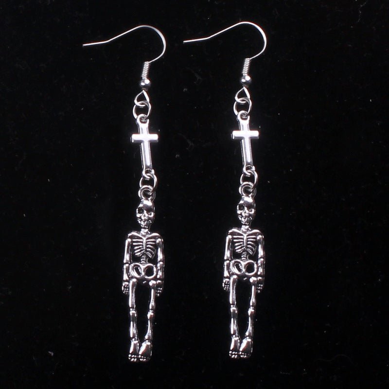 European And American Popular Exaggerated Gothic Skull Earrings - Zambeel