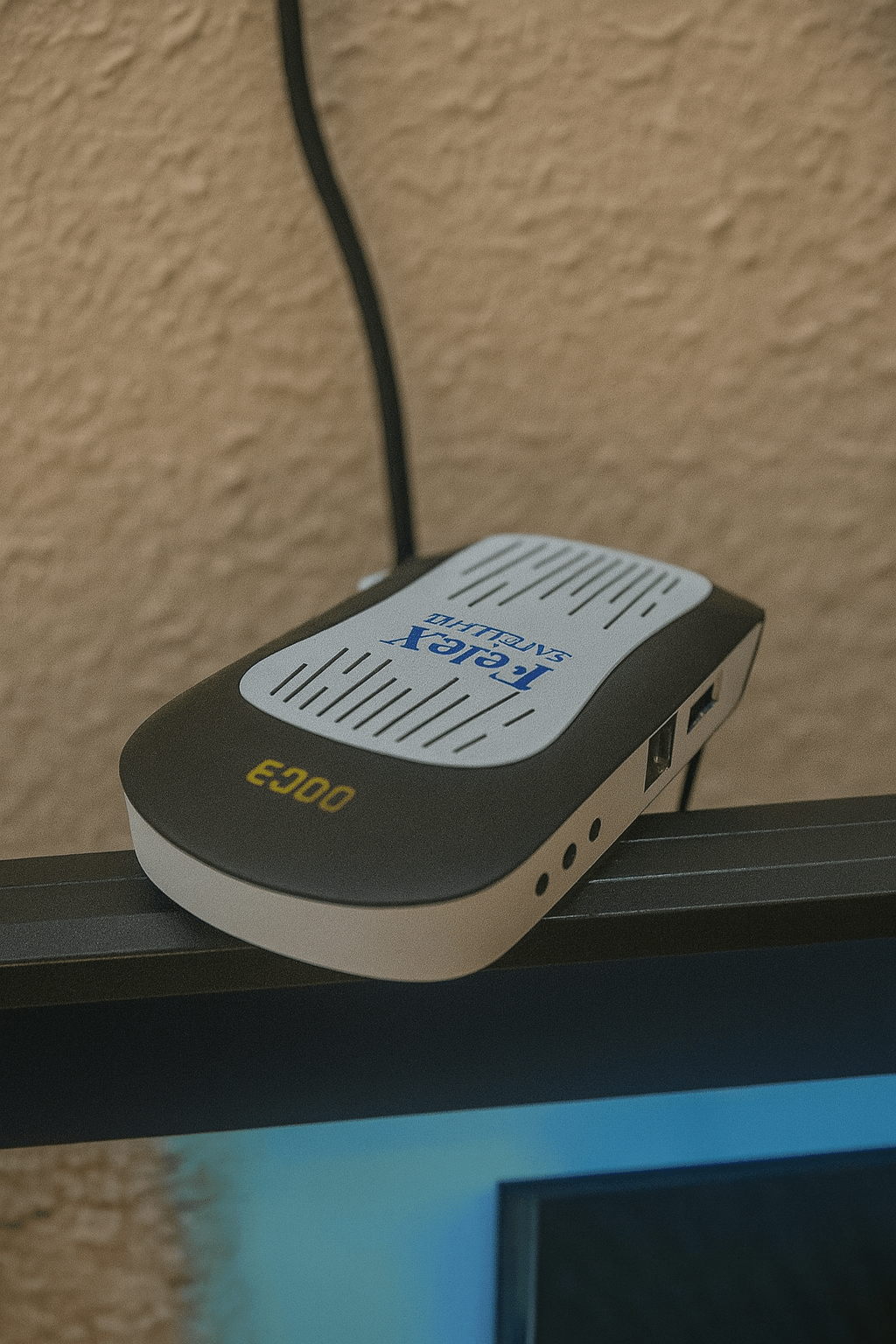 FeleX - Digital Satellite Receiver - Zambeel