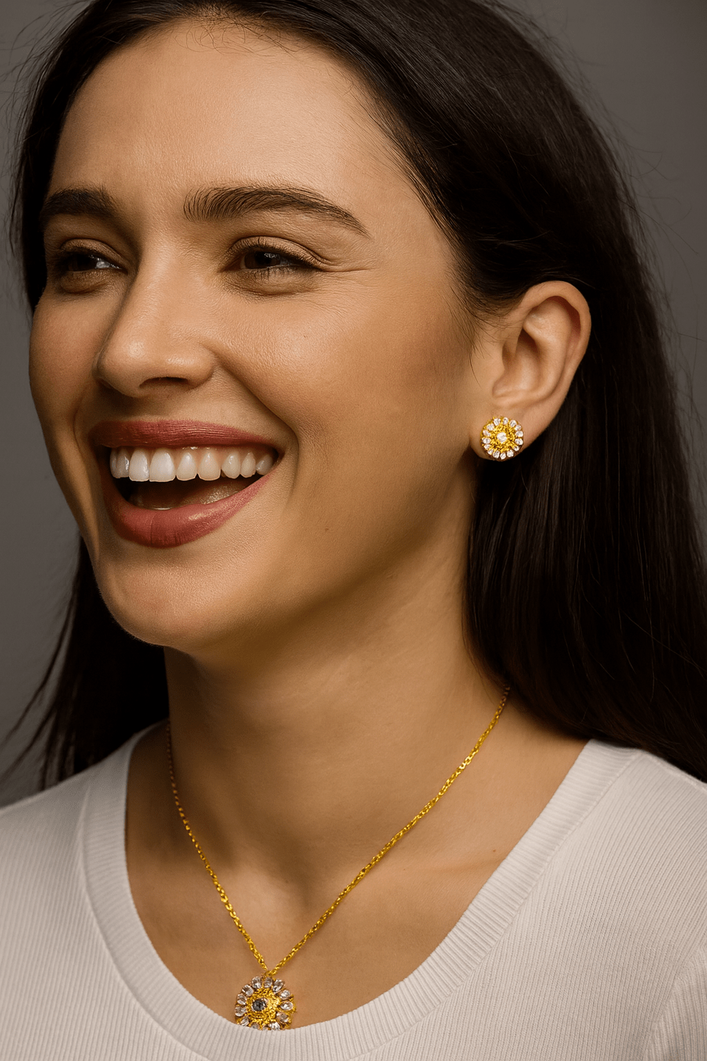 Floral Radiance Necklace Set - Zambeel