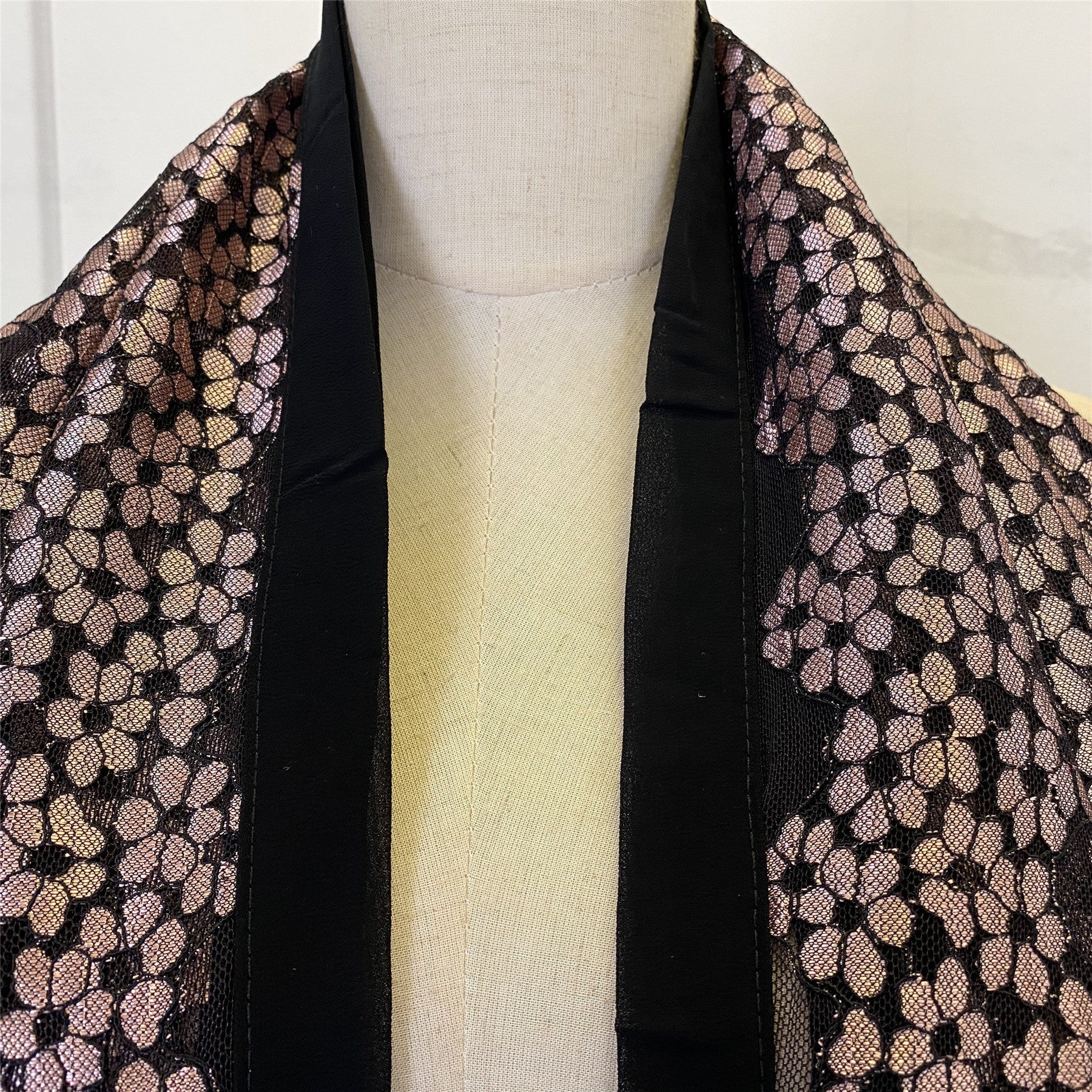 Flower Embroidered Headscarf For Women - Zambeel