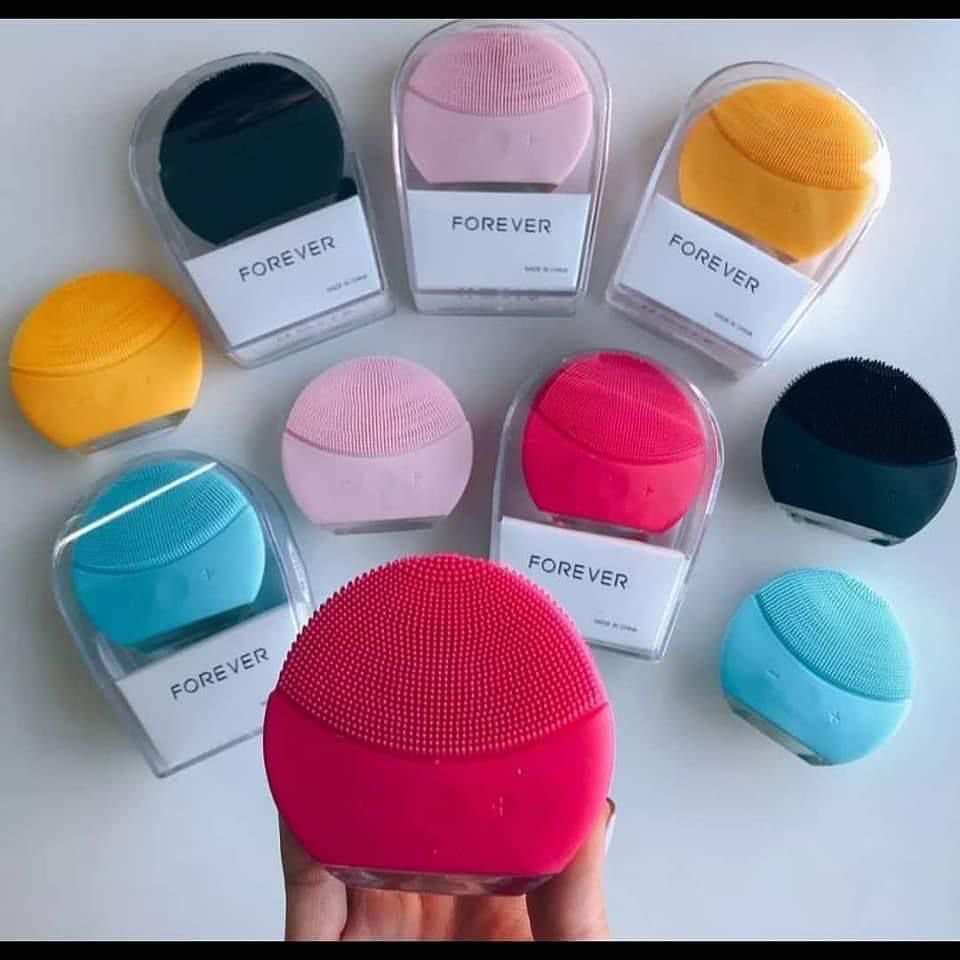 FOREVER - Electric Silicone Facial Cleansing Brush - Zambeel
