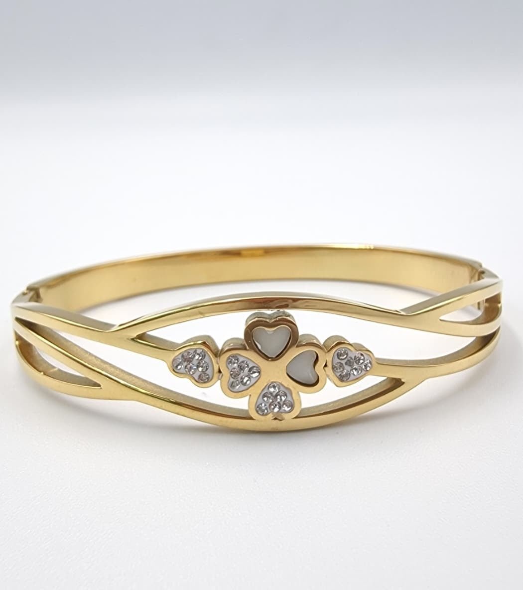Golden Petal Hearts Bangle - Zambeel